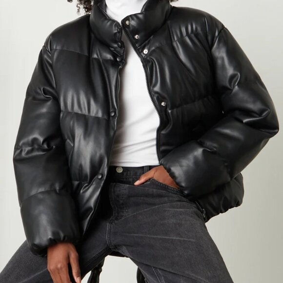 Velvet by Graham & Spencer Ally Faux Vegan Leather Puffer Jacket Sz M NWT $347 - Picture 1 of 5
